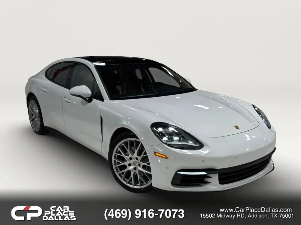 2019 Porsche Panamera 4's photo