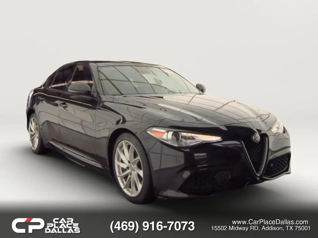 2017 Alfa Romeo Giulia 2.0 Ti Auto's photo