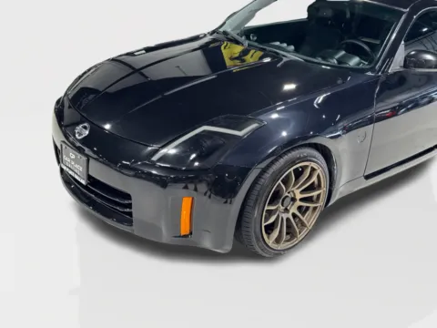 Another view of 2006 Nissan 350Z Touring LEATHER,BOSE,HTD STS,HID,CRUISE,LSD,18IN WHLS,RWD for sale in Addison, TX at Car Place Dallas