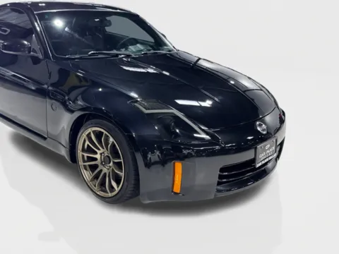 More photos of 2006 Nissan 350Z Touring LEATHER,BOSE,HTD STS,HID,CRUISE,LSD,18IN WHLS,RWD at Car Place Dallas, TX