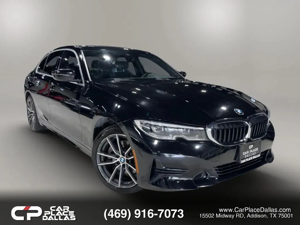 2020 BMW 3 Series 330i xDrive Sedan's photo