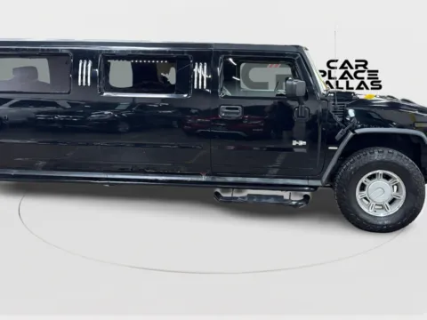 More photos of 2005 HUMMER H2 LEATHER,SUNROOF,BOSE,HTD STS,TOW PKG,LOCKING DIFF,4WD,RUNNING BOARDS,ALLOY WHLS at Car Place Dallas, TX