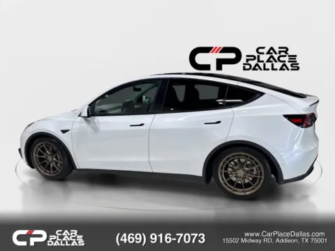 More photos of 2021 Tesla Model Y Long Range Sport Utility 4D at Car Place Dallas, TX
