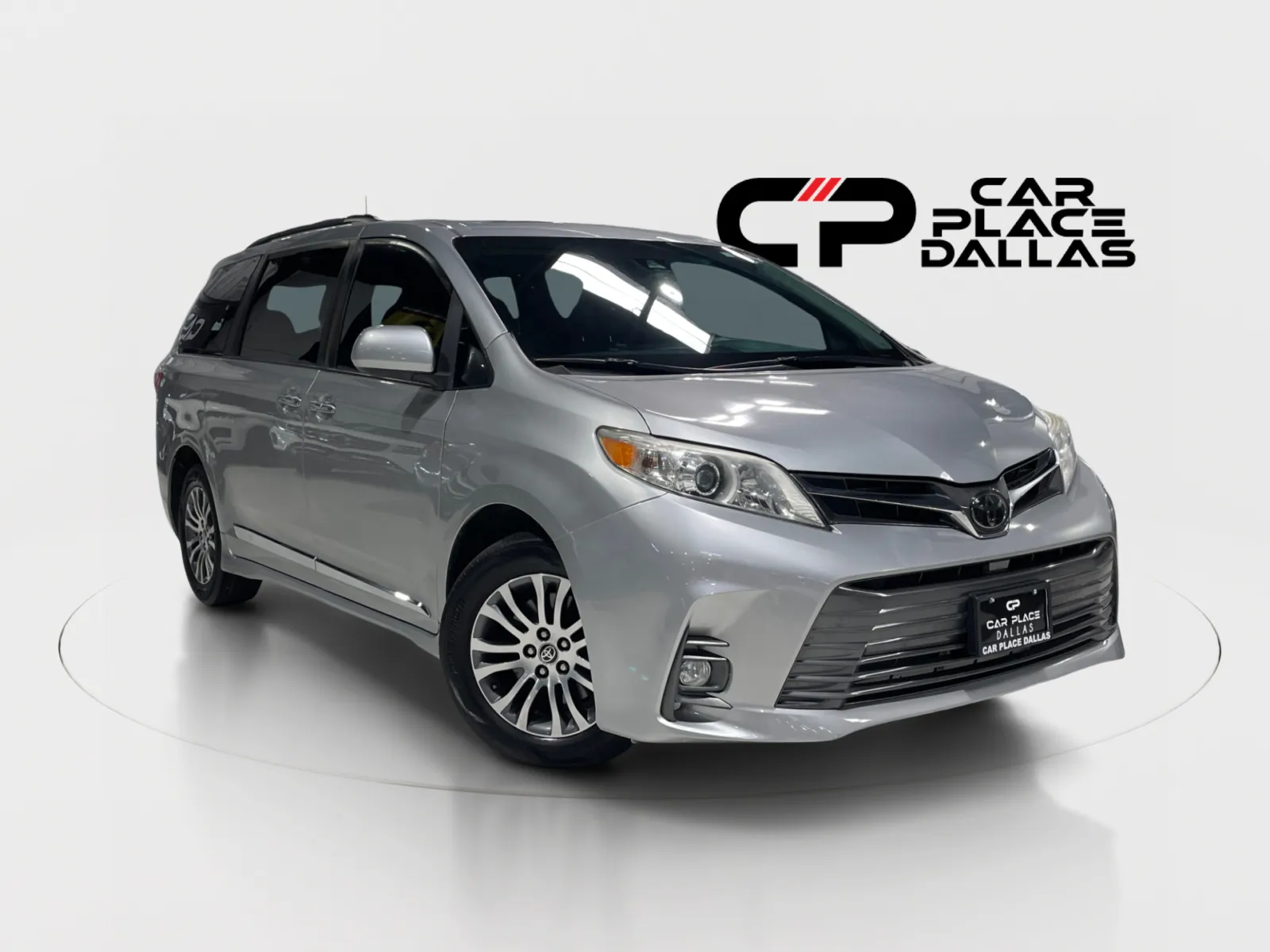 2020 Toyota Sienna XLE