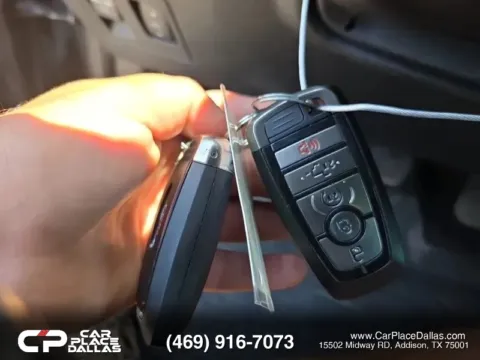 More photos of 2019 Ford F-150 SuperCrew Cab Raptor 450HP,FOX SHOCKS,TERRAIN MGMT,CAM,CARPLAY,4WD,SUPERCREW at Car Place Dallas, TX