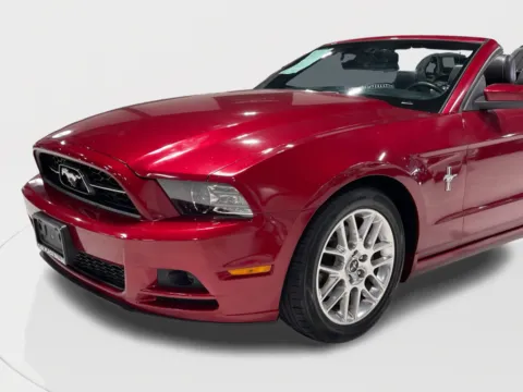 More photos of 2014 Ford Mustang V6 Premium CONVERTIBLE,305HP,PWR TOP,SYNC,RWD,LOW MILES at Car Place Dallas, TX
