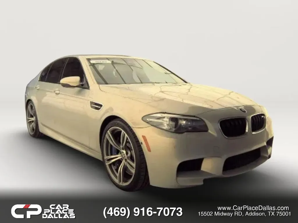 2014 BMW M5 560HP,DCT,NAV,HUD,CAM,HTD