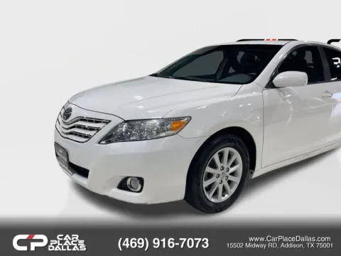 2011 Toyota Camry XLE V6,LEATHER,SUNROOF,DUAL CLIMATE,BT,JBL photo 4