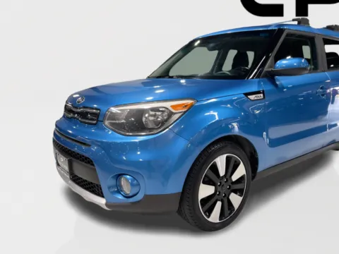 More photos of 2018 Kia Soul * DESIGNER PKG,18 BLACK WHLS,CARPLAY,ANDROID AUTO,CAM,AUTO CLIMATE,KEYLESS at Car Place Dallas, TX