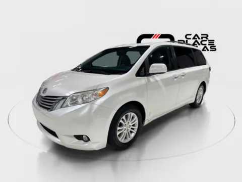 Another view of 2017 Toyota Sienna XLE FWD,NAV,MOONROOF,BLIND SPOT,RCTA,CAM,PARK SONAR,PWR DOORS/PWR LIFTGATE,8-PASS for sale in Addison, TX at Car Place Dallas