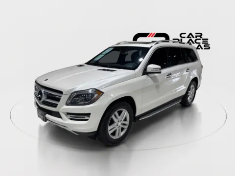 More photos of 2013 Mercedes-Benz GL-Class GL 450 4MATIC,V8,3RD ROW,NAV,CAM,HTD STS,WHITE EXT,LOW MILES at Car Place Dallas, TX