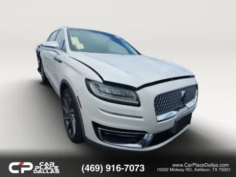 White 2019 Lincoln Nautilus Reserve Sport Utility 4D for sale in Addison, TX