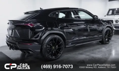 More photos of 2023 Lamborghini Urus S V8,AWD,NAV,CAM,DIGITAL COCKPIT,LOW MILES,13 SVC RECORDS at Car Place Dallas, TX