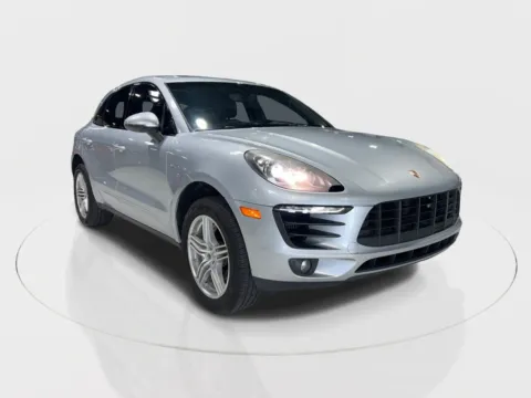 Photos of 2016 Porsche Macan S Sport Utility 4D for sale in Addison, TX at Car Place Dallas