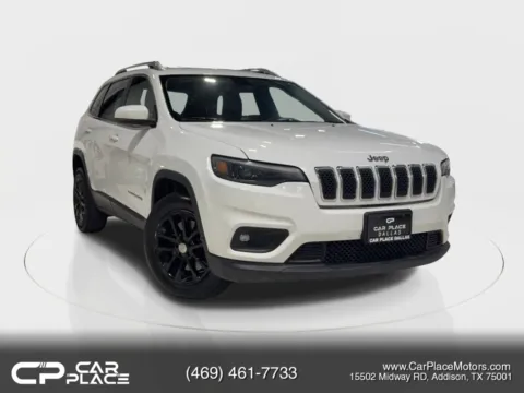 White 2019 Jeep Cherokee Latitude Plus Sport Utility 4D for sale in Addison, TX