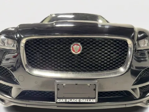 More photos of 2020 Jaguar F-PACE 30t Prestige Sport Utility 4D at Car Place Dallas, TX