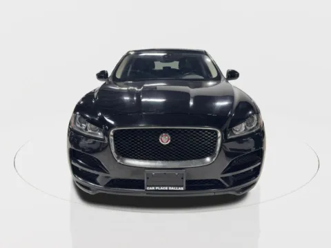 More photos of 2020 Jaguar F-PACE 30t Prestige Sport Utility 4D at Car Place Dallas, TX