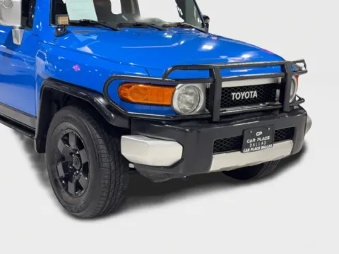 Another view of 2007 Toyota FJ Cruiser Sport Utility 2D for sale in Addison, TX at Car Place Dallas