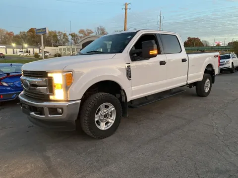 Photos of 2017 Ford F-350SD XL for sale in Blue Springs, MO at MAG Auto - Munsterman Automotive Group