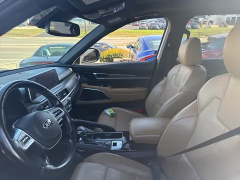 More photos of 2021 Kia Telluride SX at MAG Auto - Munsterman Automotive Group, MO