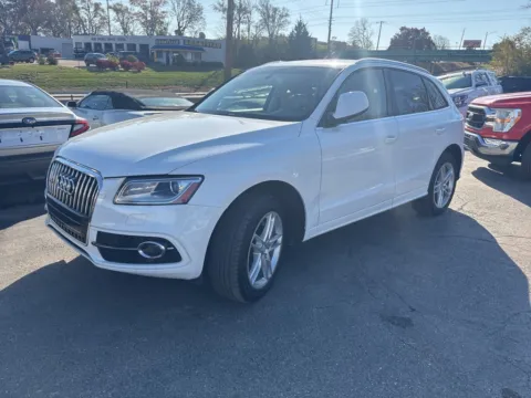 Photos of 2017 Audi Q5 3.0T Premium Plus for sale in Blue Springs, MO at MAG Auto - Munsterman Automotive Group