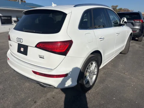 More photos of 2017 Audi Q5 3.0T Premium Plus at MAG Auto - Munsterman Automotive Group, MO