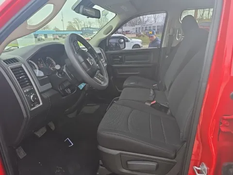 More photos of 2019 Ram 1500 Classic Express at MAG Auto - Munsterman Automotive Group, MO