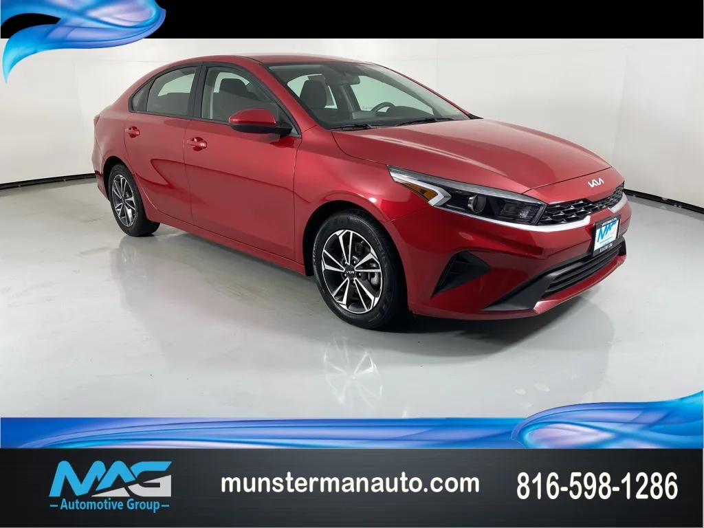 2024 Kia Forte LXS's photo