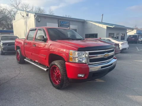 Photos of 2011 Chevrolet Silverado 1500 LT for sale in Blue Springs, MO at MAG Auto - Munsterman Automotive Group