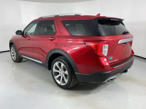 More photos of 2020 Ford Explorer Platinum at MAG Auto - Munsterman Automotive Group, MO