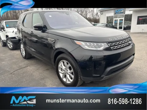 Black 2020 Land Rover Discovery SE for sale in Blue Springs, MO
