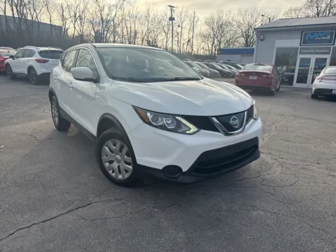 Photos of 2019 Nissan Rogue Sport S for sale in Blue Springs, MO at MAG Auto - Munsterman Automotive Group