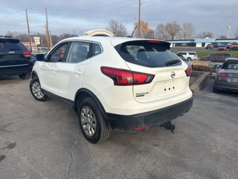 More photos of 2019 Nissan Rogue Sport S at MAG Auto - Munsterman Automotive Group, MO