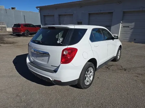 More photos of 2015 Chevrolet Equinox LS at MAG Auto - Munsterman Automotive Group, MO
