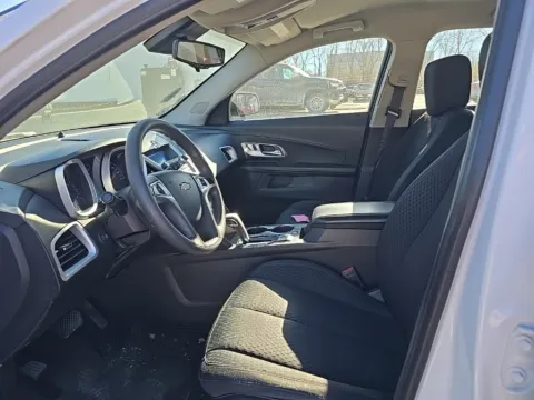 More photos of 2015 Chevrolet Equinox LS at MAG Auto - Munsterman Automotive Group, MO