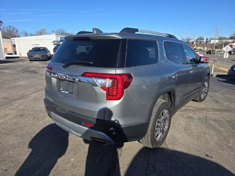 More photos of 2023 GMC Acadia SLT at MAG Auto - Munsterman Automotive Group, MO