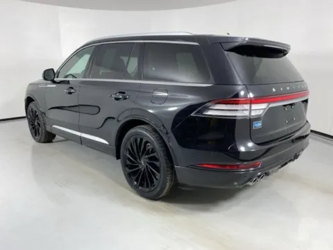 More photos of 2021 Lincoln Aviator Reserve at MAG Auto - Munsterman Automotive Group, MO