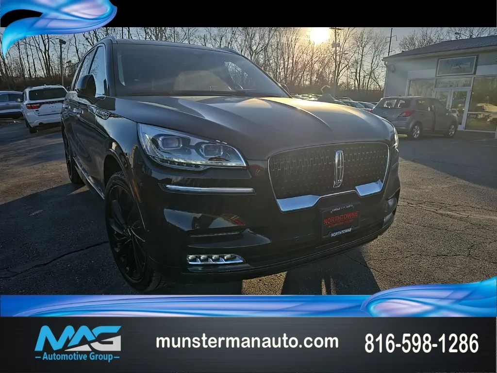 2021 Lincoln Aviator Reserve's photo