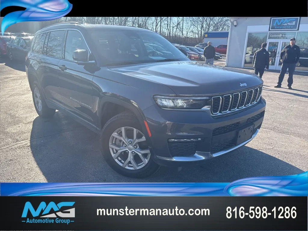 Gray 2023 Jeep Grand Cherokee L Limited for sale in Blue Springs, MO