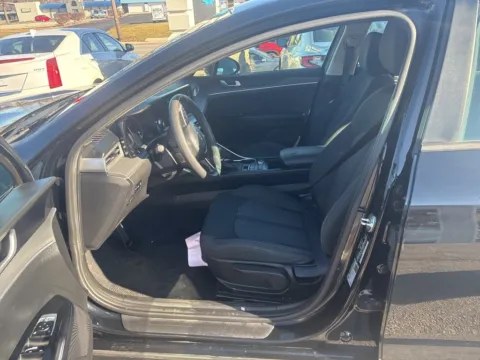 More photos of 2022 Kia K5 LX at MAG Auto - Munsterman Automotive Group, MO