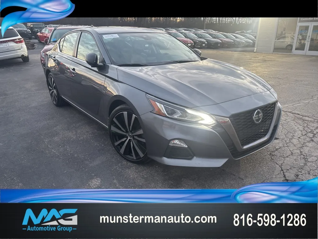 Gray 2021 Nissan Altima 2.0 SR for sale in Blue Springs, MO