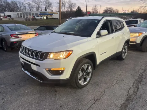 Photos of 2019 Jeep Compass Limited for sale in Blue Springs, MO at MAG Auto - Munsterman Automotive Group