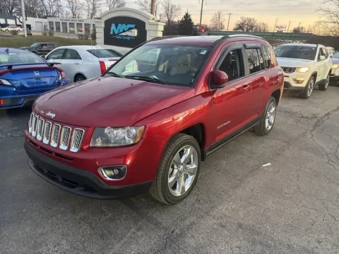 Photos of 2014 Jeep Compass Limited for sale in Blue Springs, MO at MAG Auto - Munsterman Automotive Group