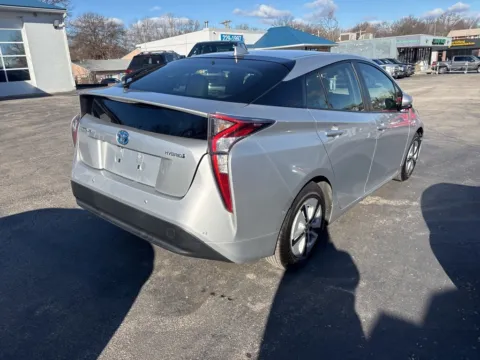 More photos of 2017 Toyota Prius One at MAG Auto - Munsterman Automotive Group, MO