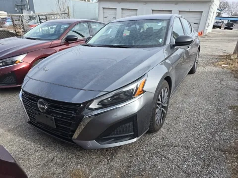 Photos of 2024 Nissan Altima 2.5 SV for sale in Blue Springs, MO at MAG Auto - Munsterman Automotive Group