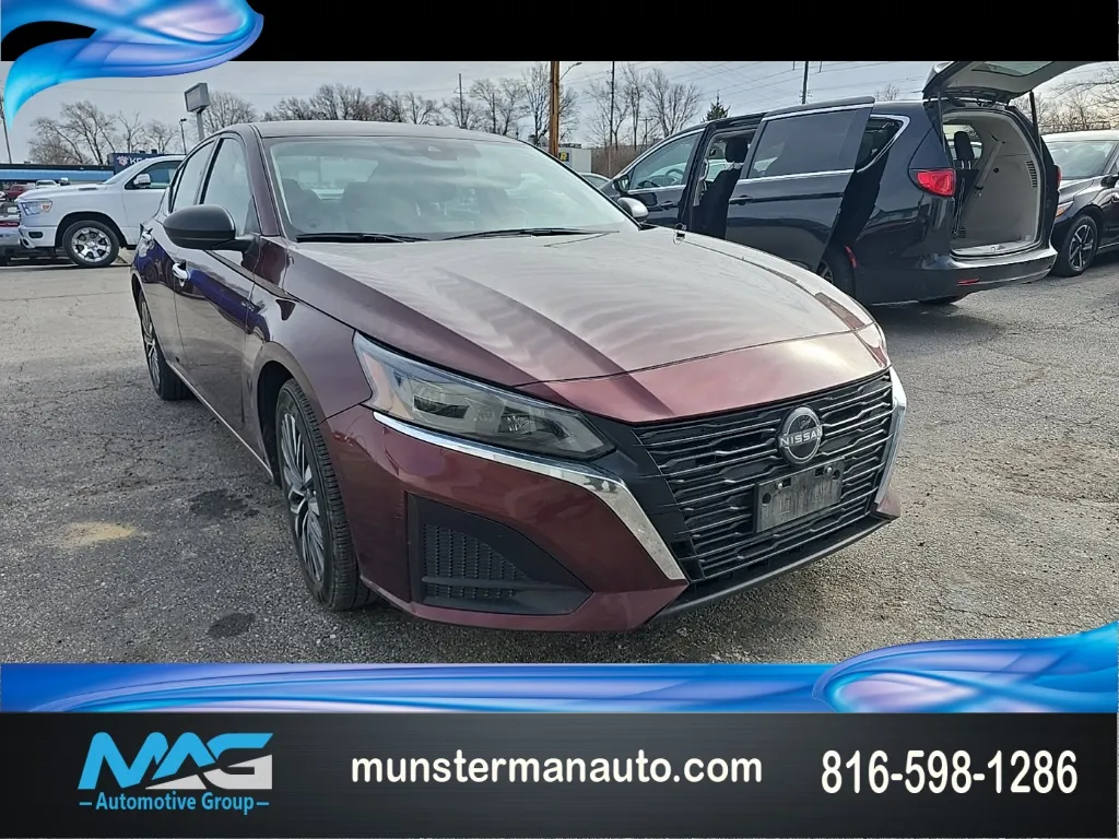 2024 Nissan Altima SV