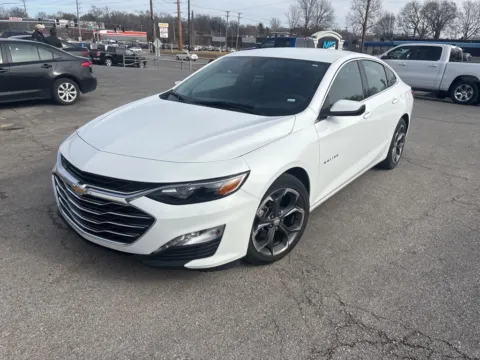 Photos of 2023 Chevrolet Malibu LT for sale in Blue Springs, MO at MAG Auto - Munsterman Automotive Group