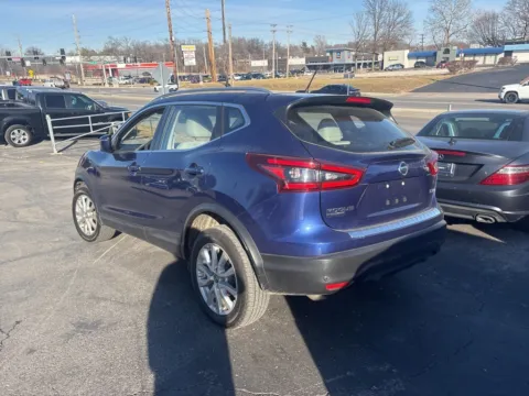 Photos of 2020 Nissan Rogue Sport SV for sale in Blue Springs, MO at MAG Auto - Munsterman Automotive Group