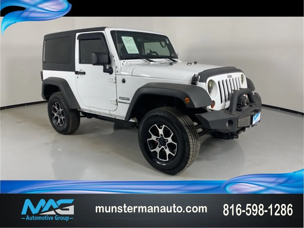 White 2012 Jeep Wrangler Sport for sale in Blue Springs, MO