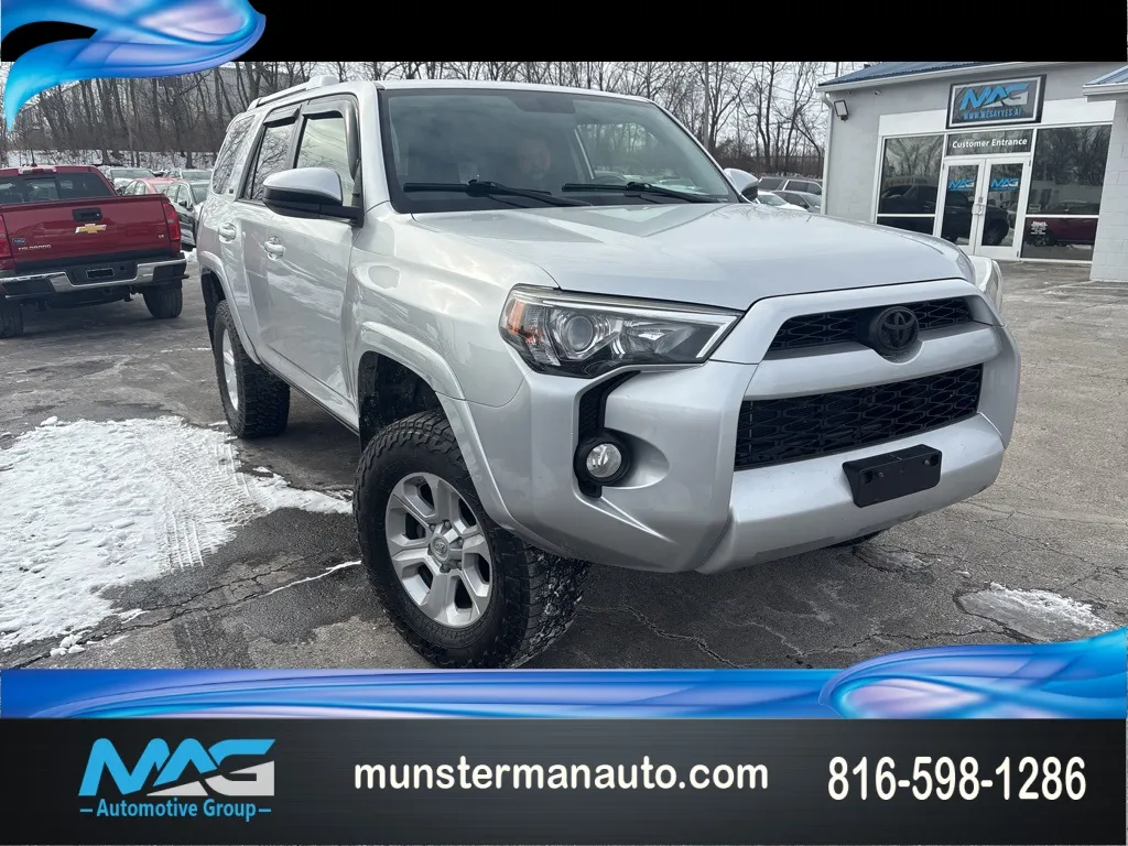 Silver 2016 Toyota 4Runner SR5 for sale in Blue Springs, MO